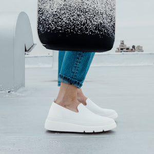 Sutton Knit Sneaker on both feet - White